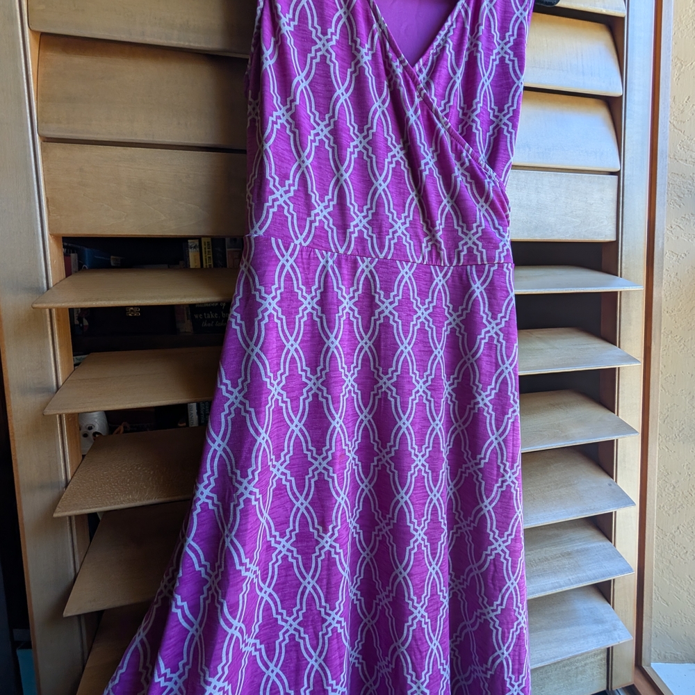 Chic Fuchsia Patterned Midi Dress